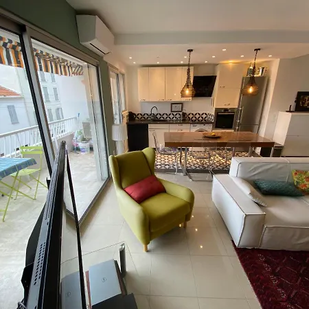 Grand Appartement De Style - Cannes Apartment